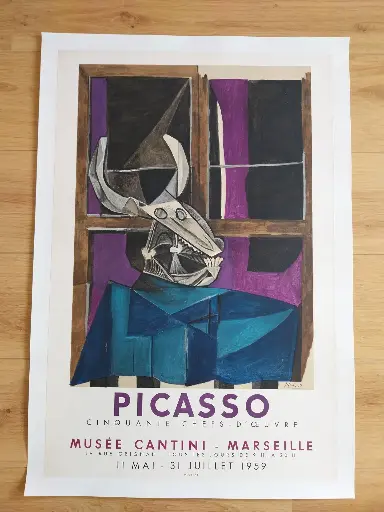 Pablo PICASSO (1881-1973), Nature Morte au Crâne de Taureau, 1959, affiche lithographique (d'après) signée dans la planche, 77 x 51 cm, Mourlot impression.