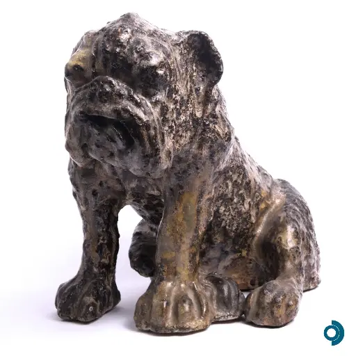 Arthur CRACO (1869 - 1955), Bouledogue, circa 1930, grès émaillé, 27 cm x 23 x 26, signature +  monogramme en creux.